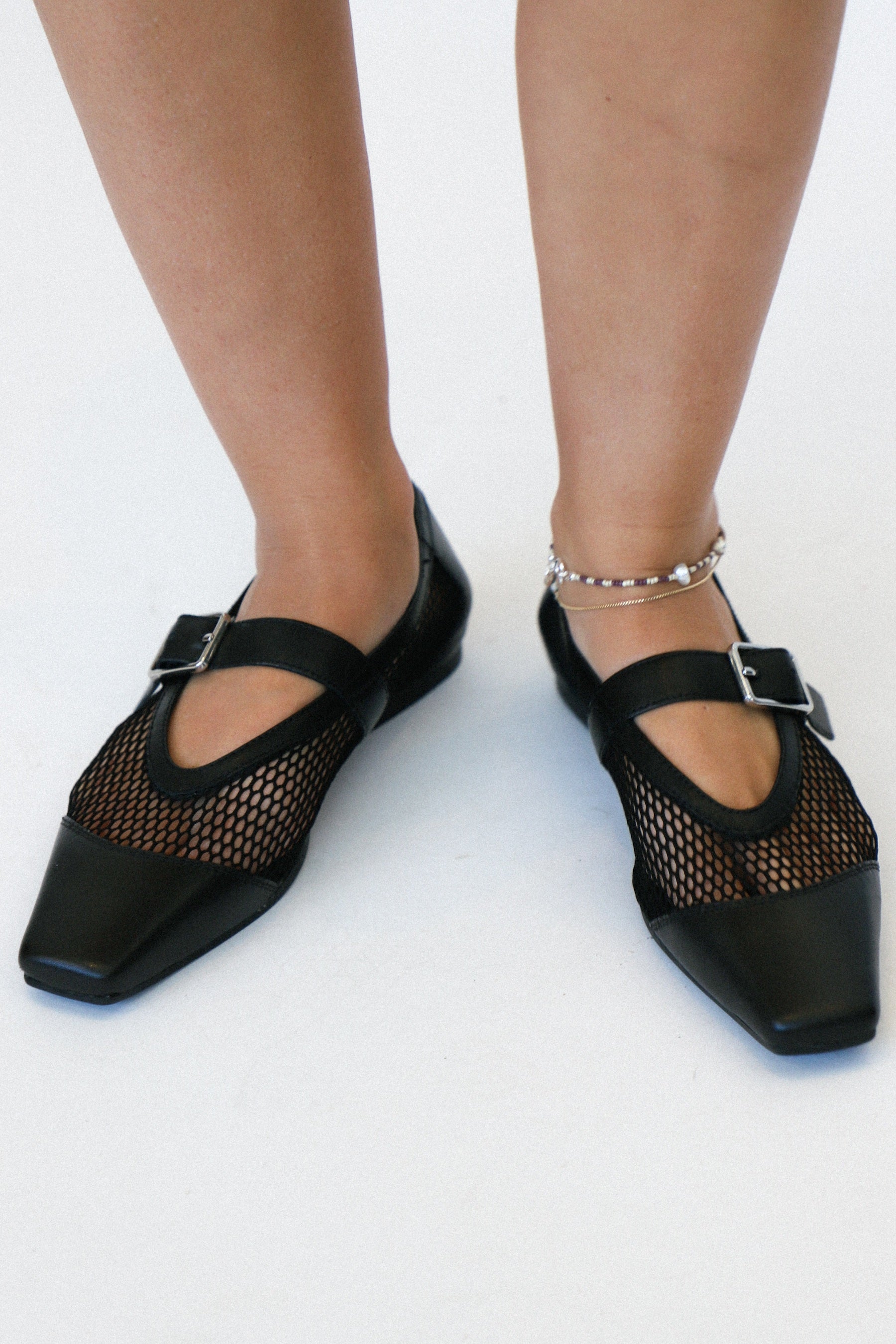 Black Mesh Wioletta Flat