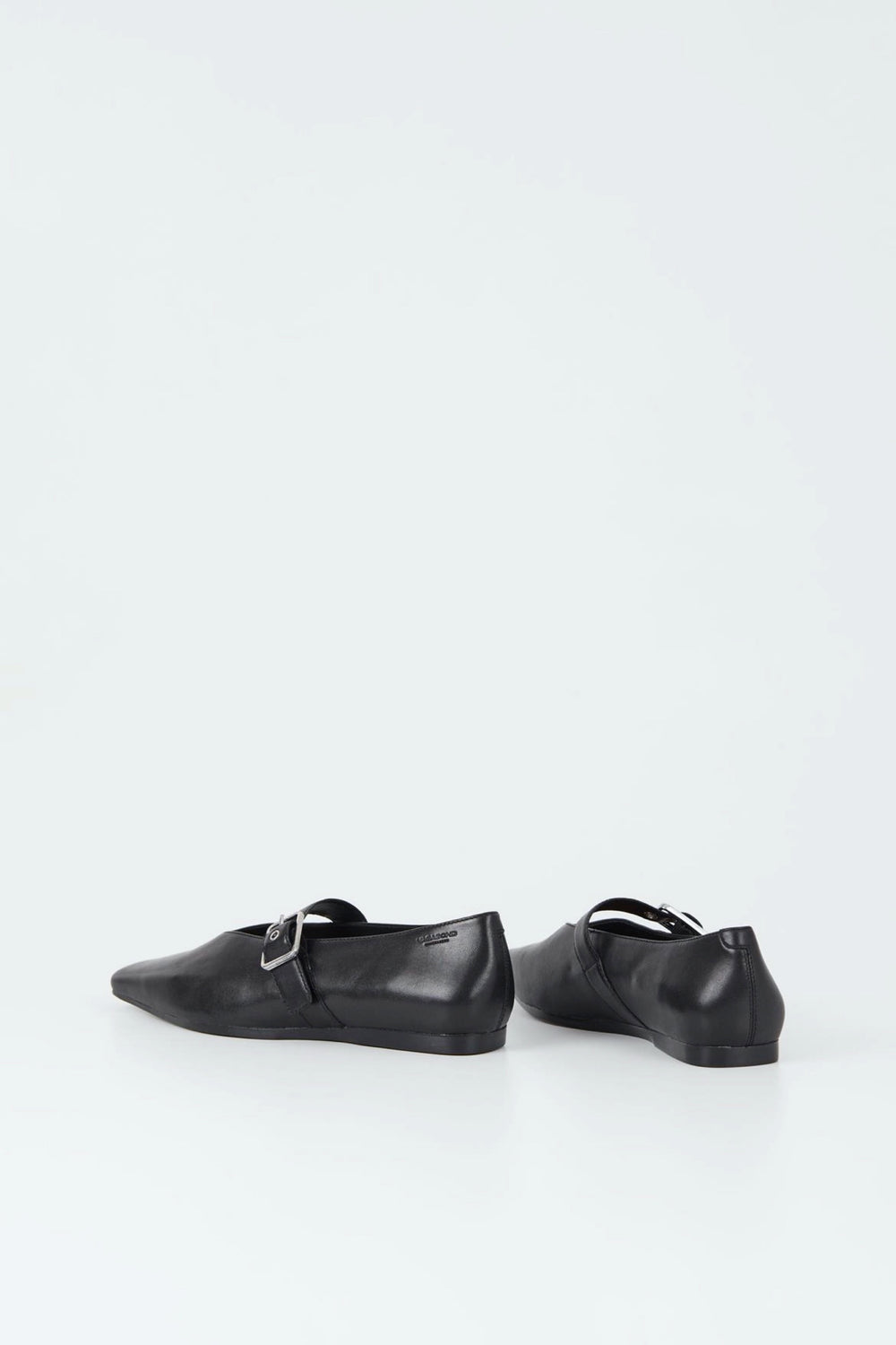 Black Wioletta Flat