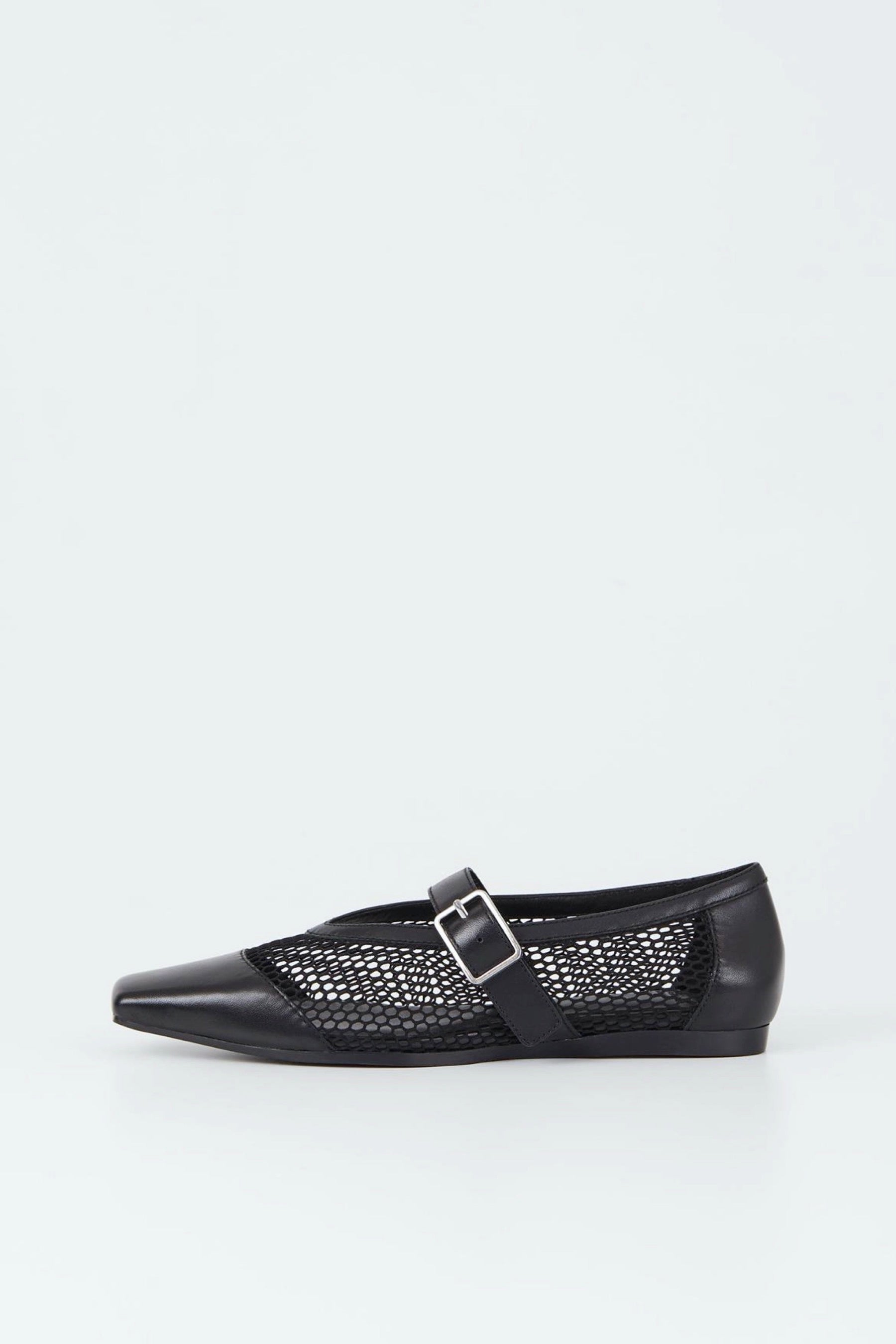 Black Mesh Wioletta Flat