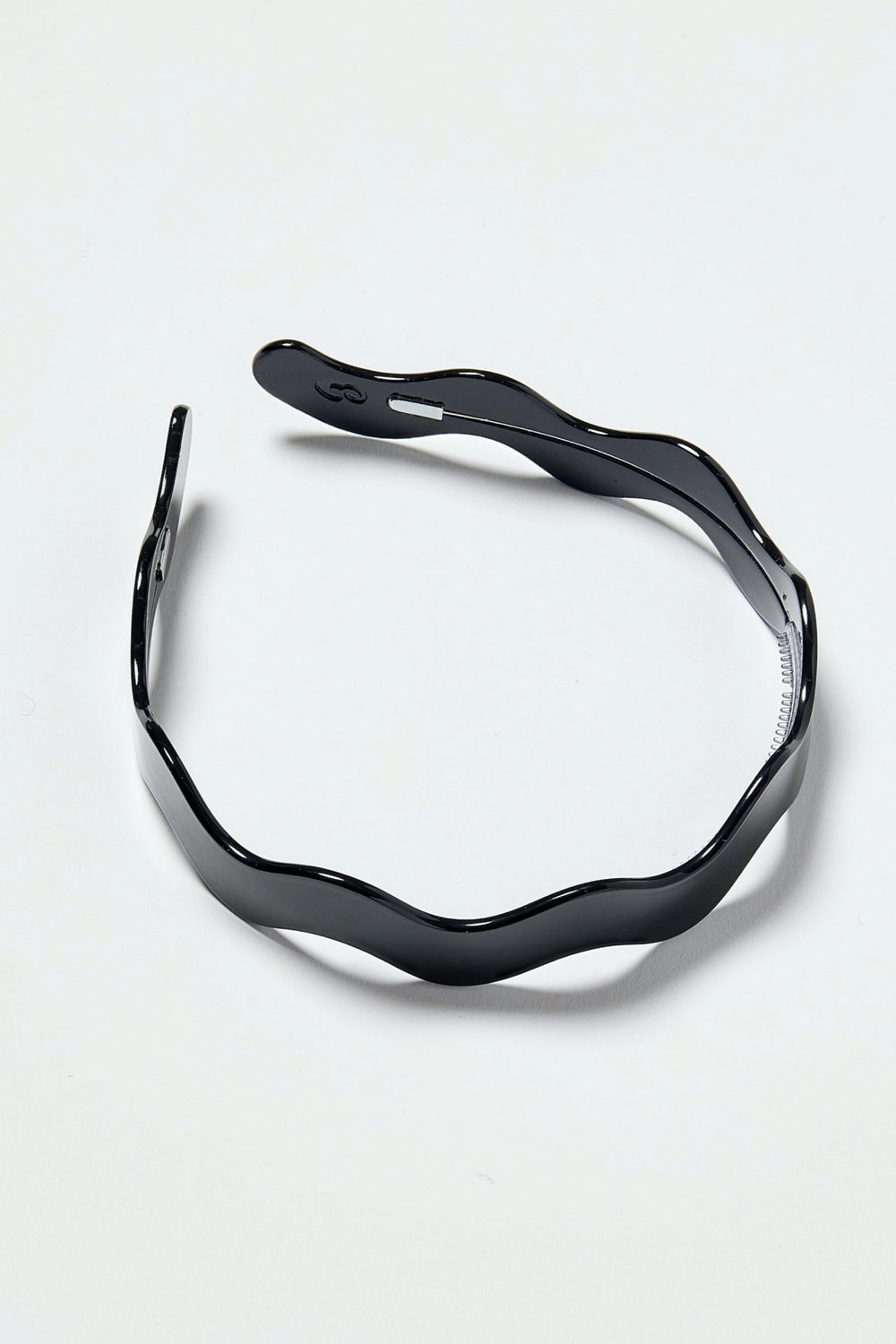 Black Wavy Headband