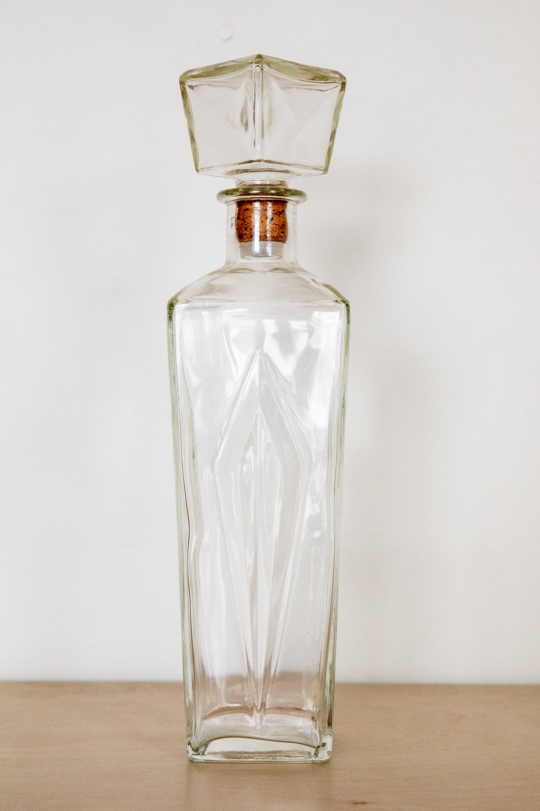 Glass Decanter 002