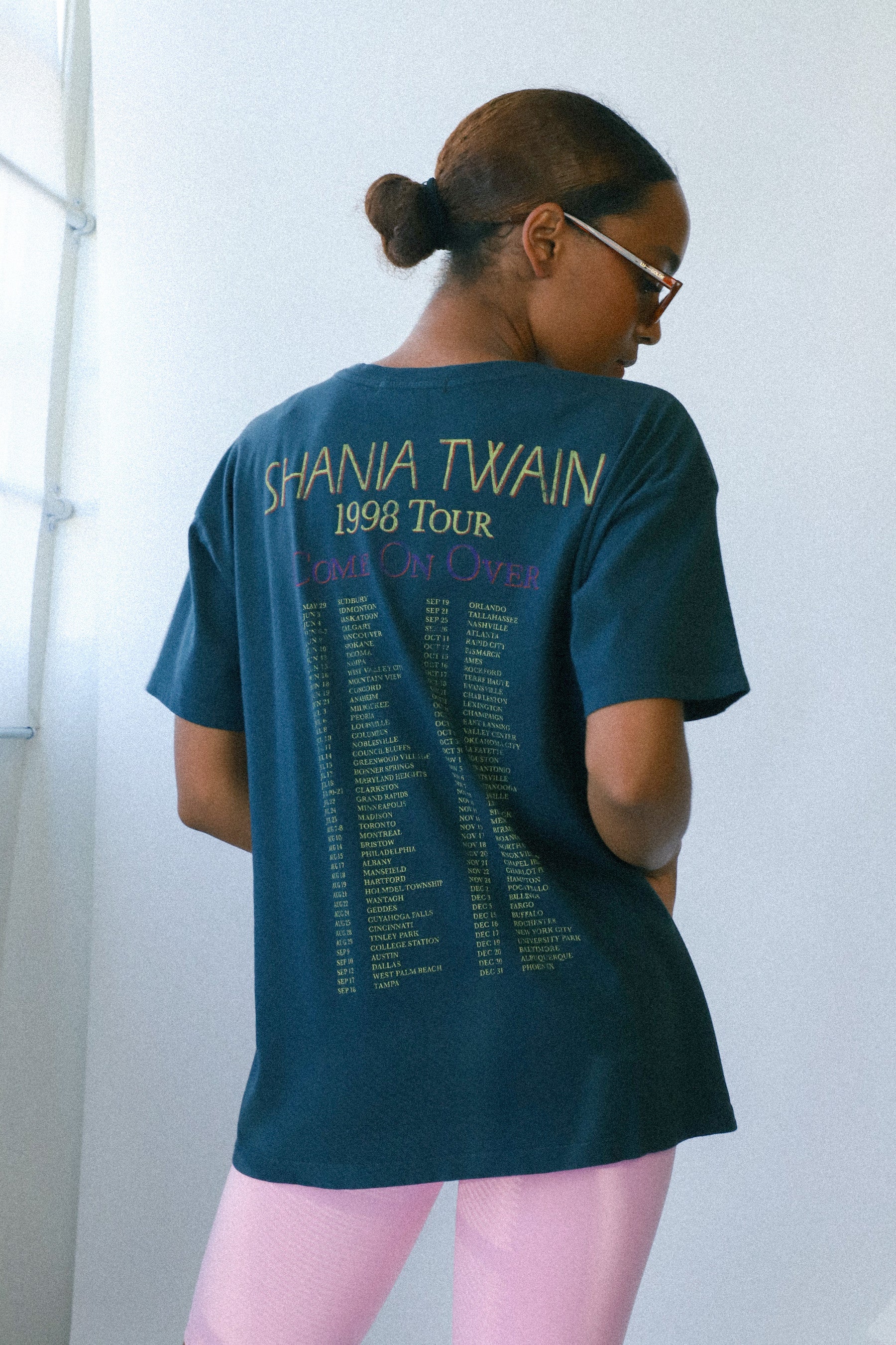 Shania Twain Come On Over 1988 Merch Tee