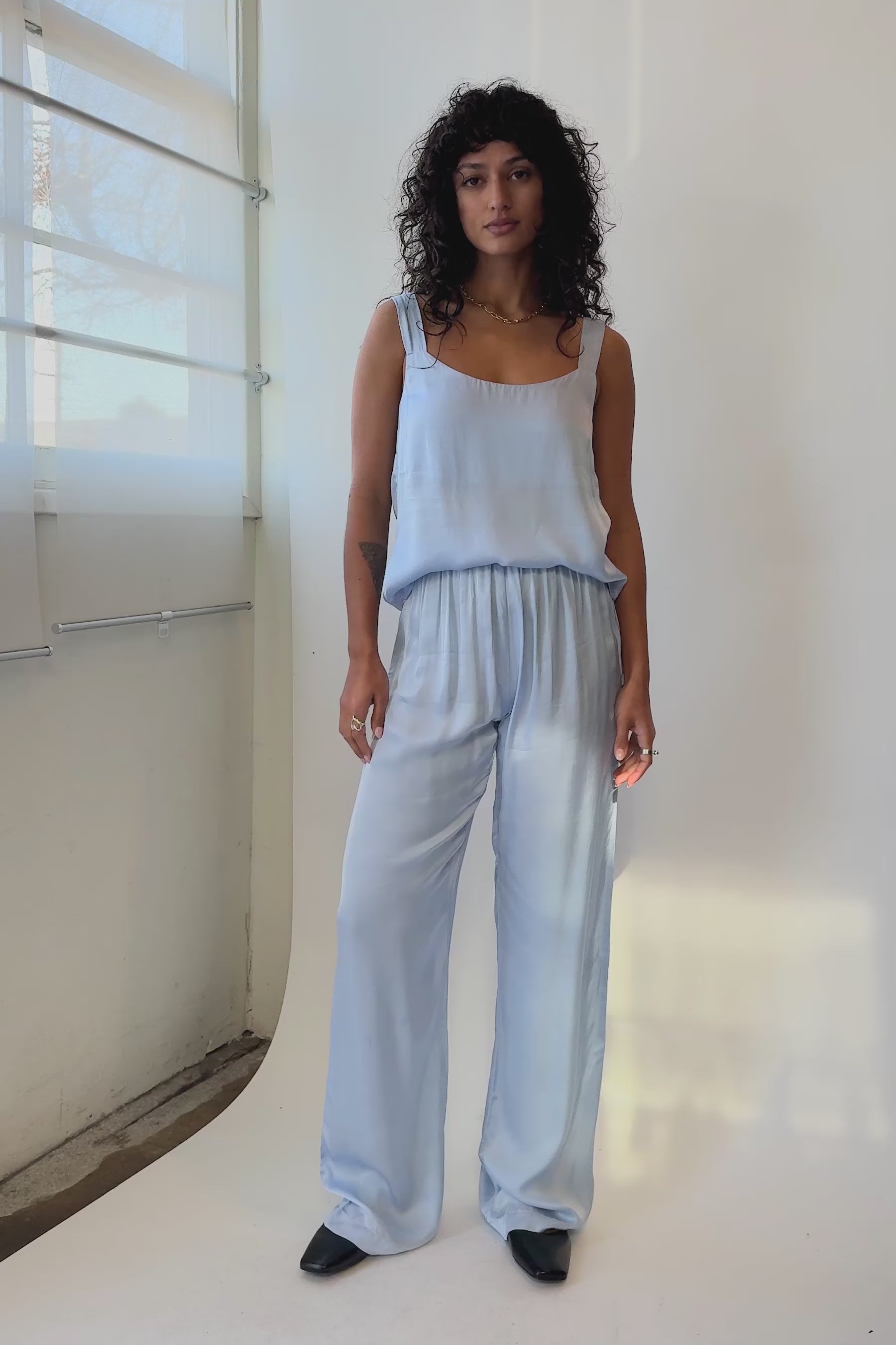 Cloud Silky Simple Pant