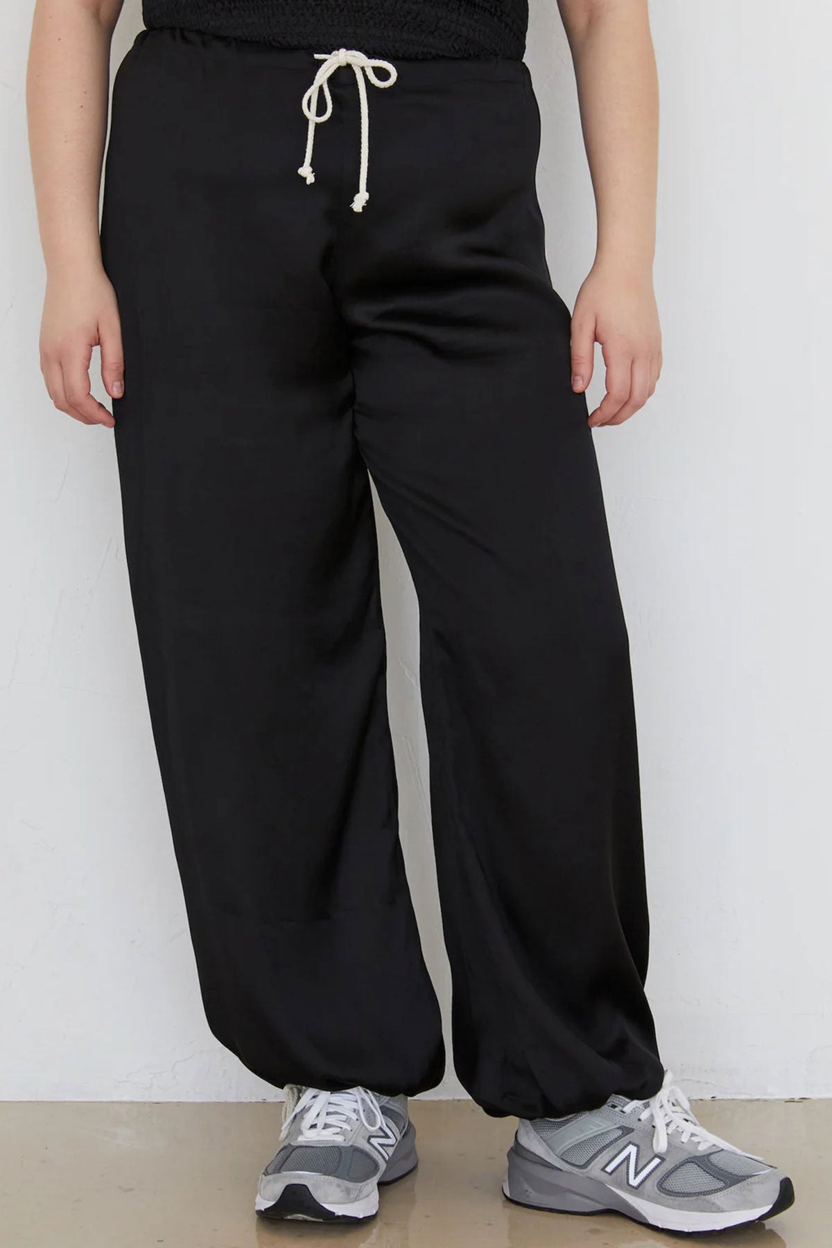 Jet Silky Cinch Pant