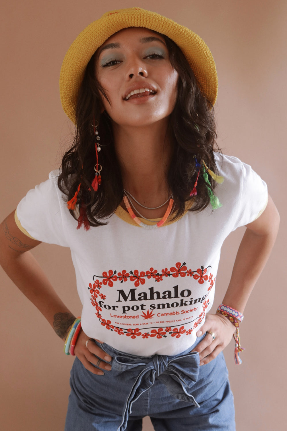 Mahalo Lei Ringer Tee