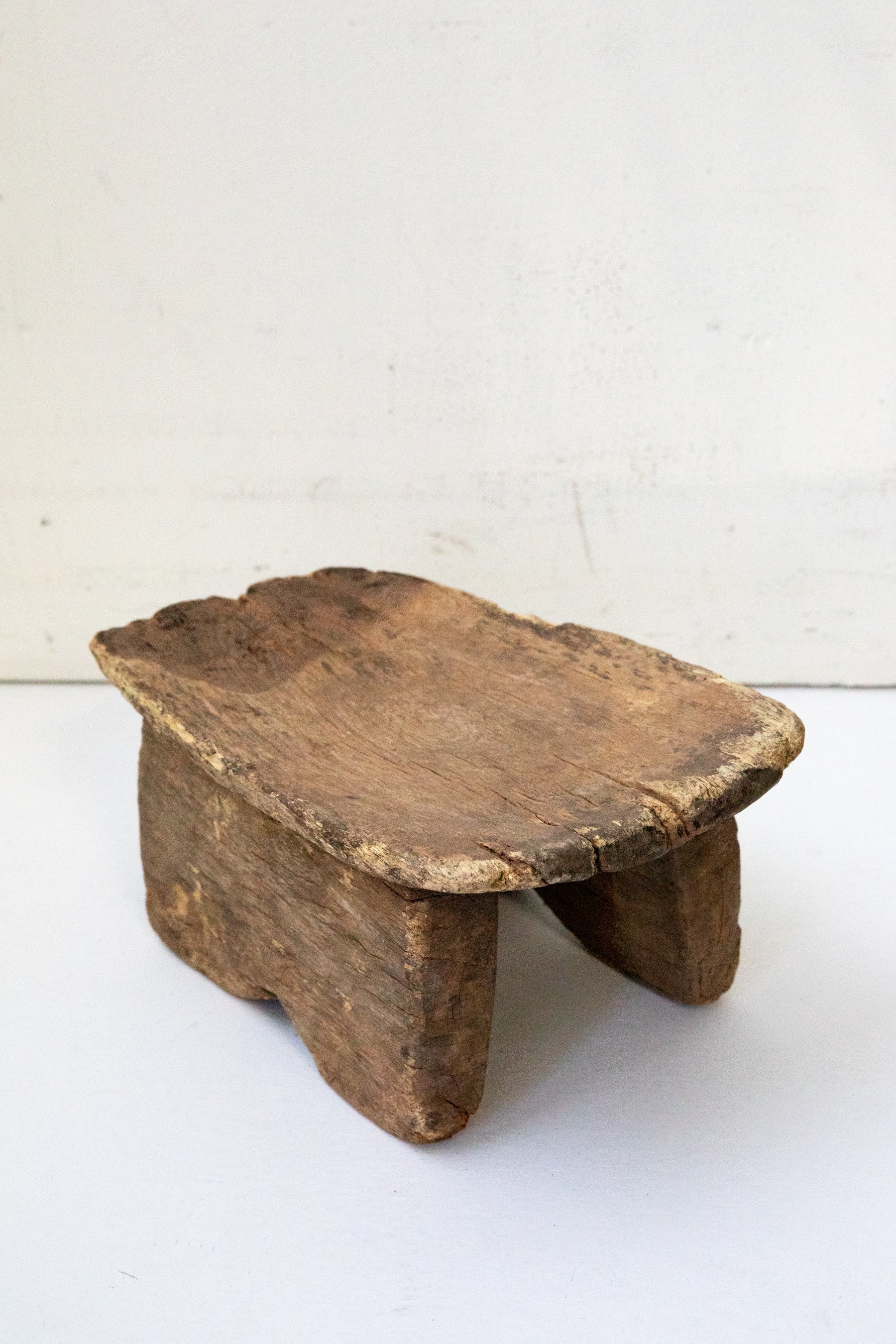 Wood Stool 008