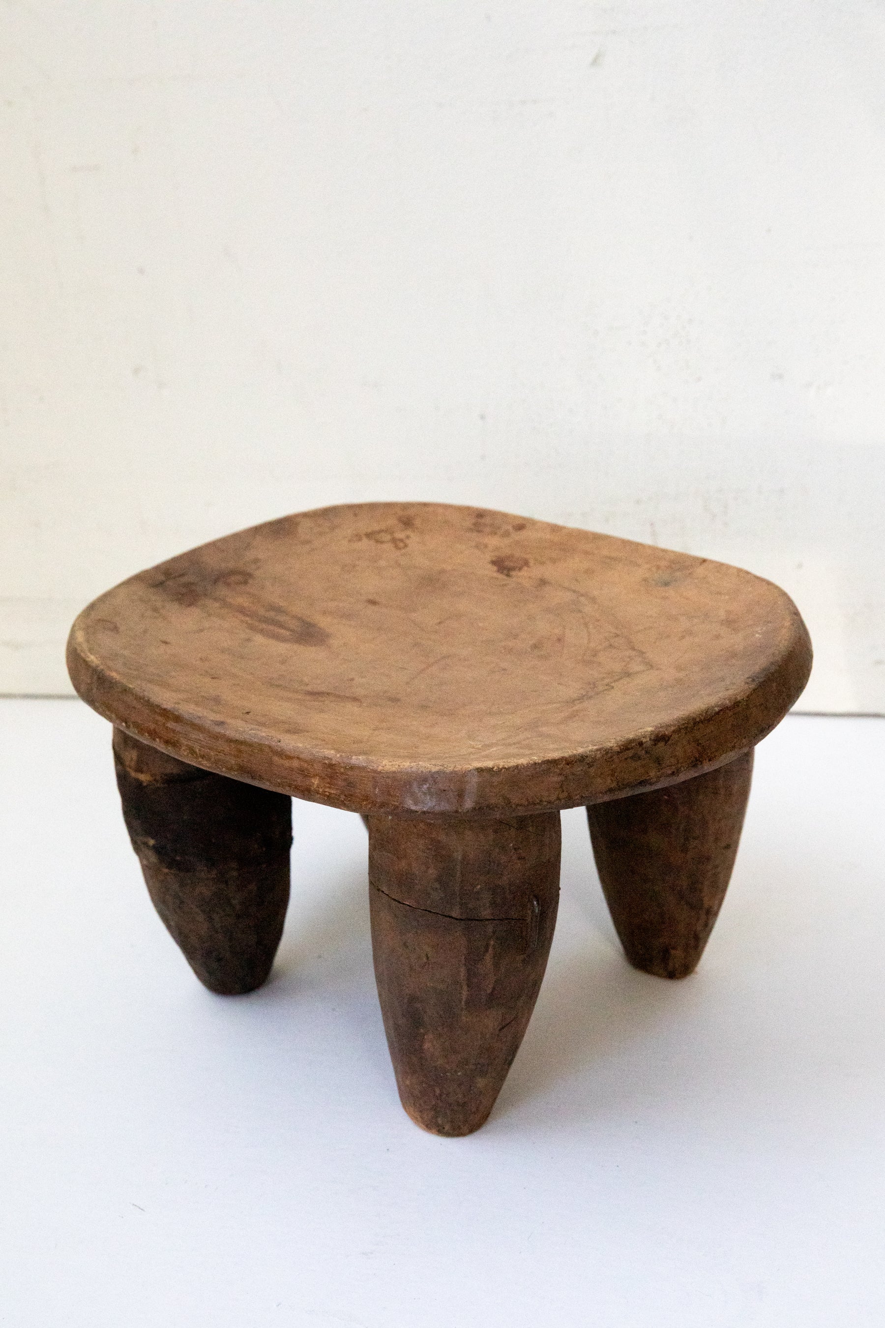 Wood Stool 009